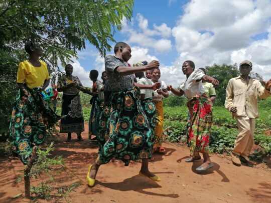 Malawi: Im "warm heart of africa" wird viel getanzt.